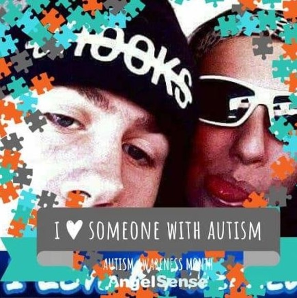 Meet your Posher, Jessica - Picture 1 of 1